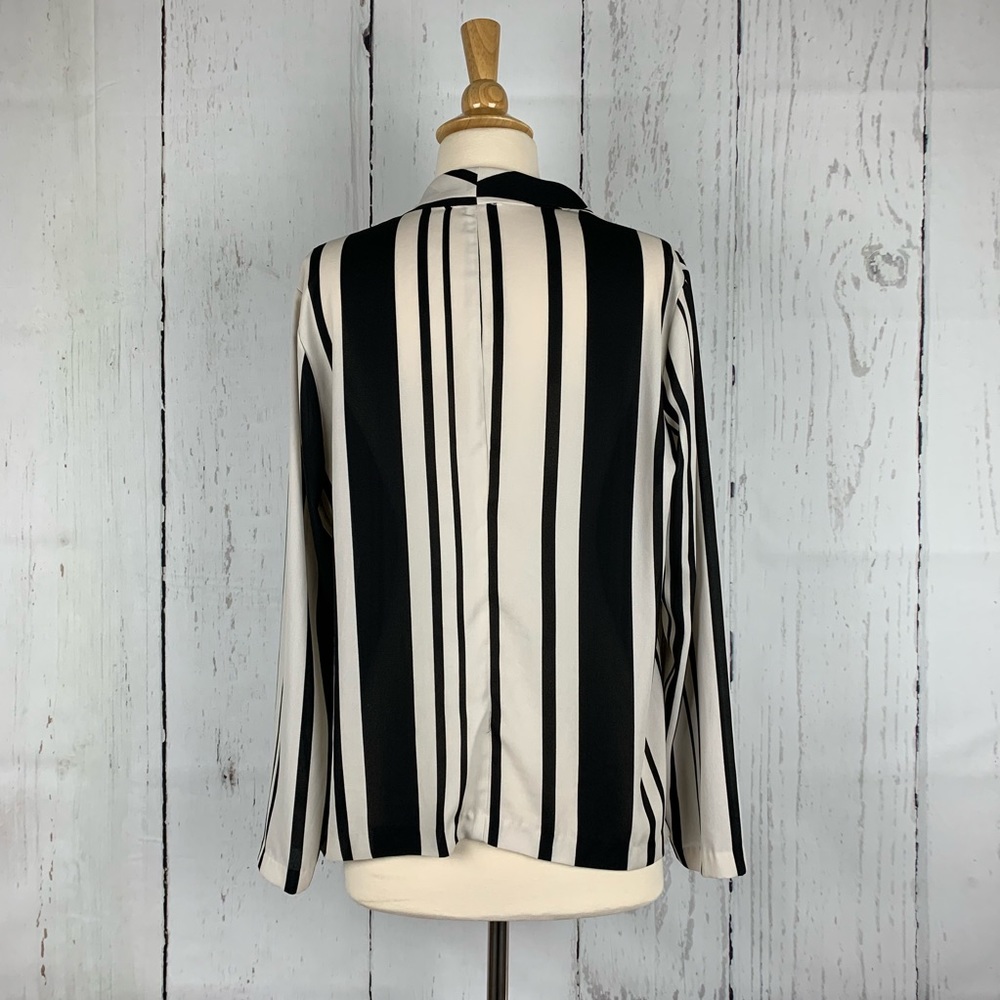 NORDSTROM || LUSH Striped Drape Front Blazer - Picture 2 of 7